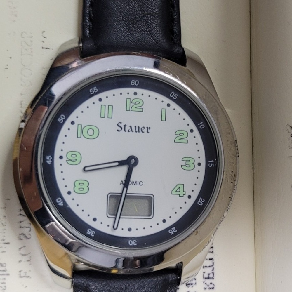 Stauer Atomic Powered Watch Wristwatch 1970 Box Stainless Steel